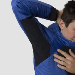 Salewa Pedroc Hyb. Twr M Hood Jkt. -Meindlrab Store 00 0000027427 8621 DETAIL 5 1280x1280