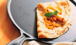 Le Creuset Small Crepe Pan -Meindlrab Store 20136270000460 LS00001 1280x1280