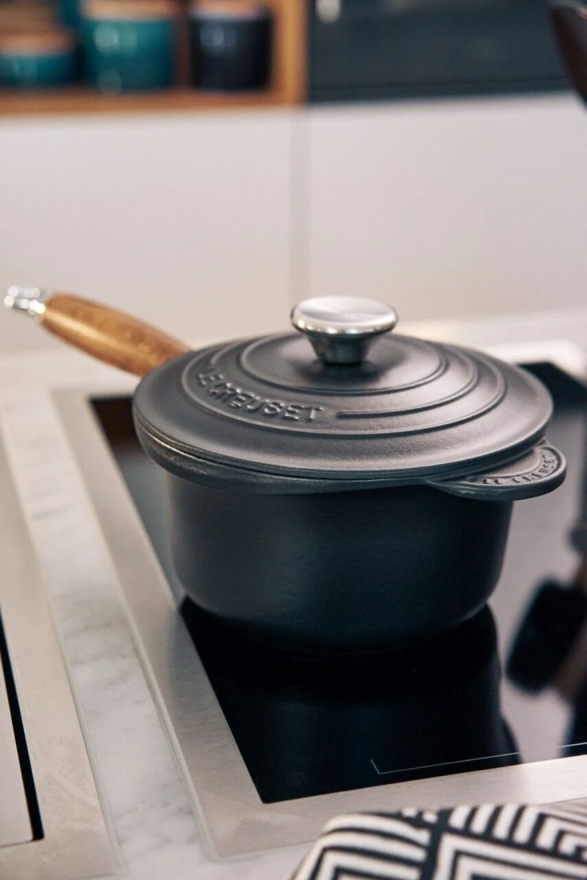Le Creuset Signature Sauce Pan Wooden Handle 9 Le Creuset Signature Sauce Pan Wooden Handle - Image 7