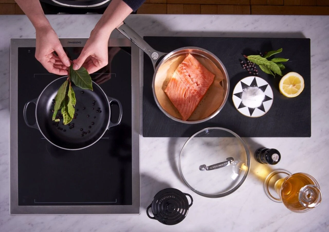 Le Creuset Stainless Steel Saucepan 4 Le Creuset Stainless Steel Saucepan - Image 2