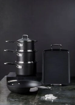 Le Creuset Toughened Nonstick Ribbed Rectangular Grill 26 Le Creuset Toughened Nonstick Ribbed Rectangular Grill -Meindlrab Store 51101280010202 51803000010002 52107350010101 LS00001 1280x1280