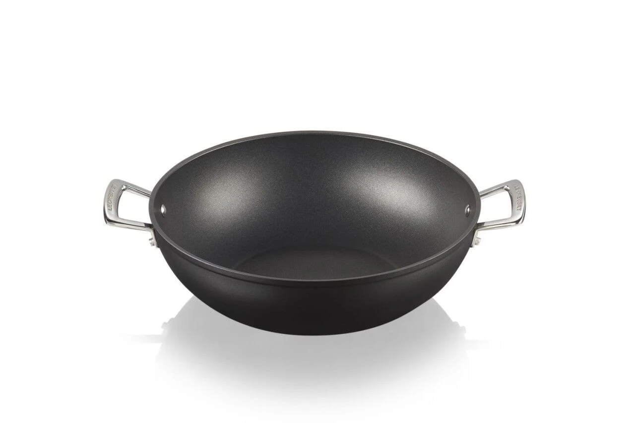 Le Creuset Toughened Nonstick Wok 3 Le Creuset Toughened Nonstick Wok