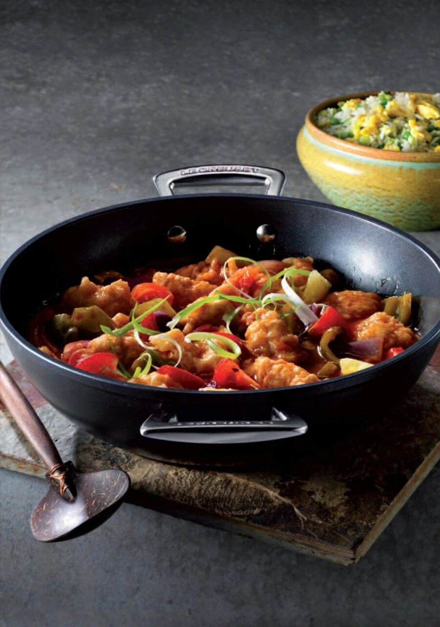 Le Creuset Toughened Nonstick Wok 11 Le Creuset Toughened Nonstick Wok - Image 9