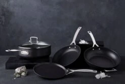 Le Creuset Toughened Nonstick Saute Pan -Meindlrab Store 51110260010202 51106240010002 51101300010202 LS00002 1280x1280