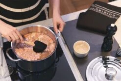 Le Creuset Stainless Steel Stockpot With Lid -Meindlrab Store 96602120000000 70403207160099 96002000140000 42104281400000 LS00001 1280x1280