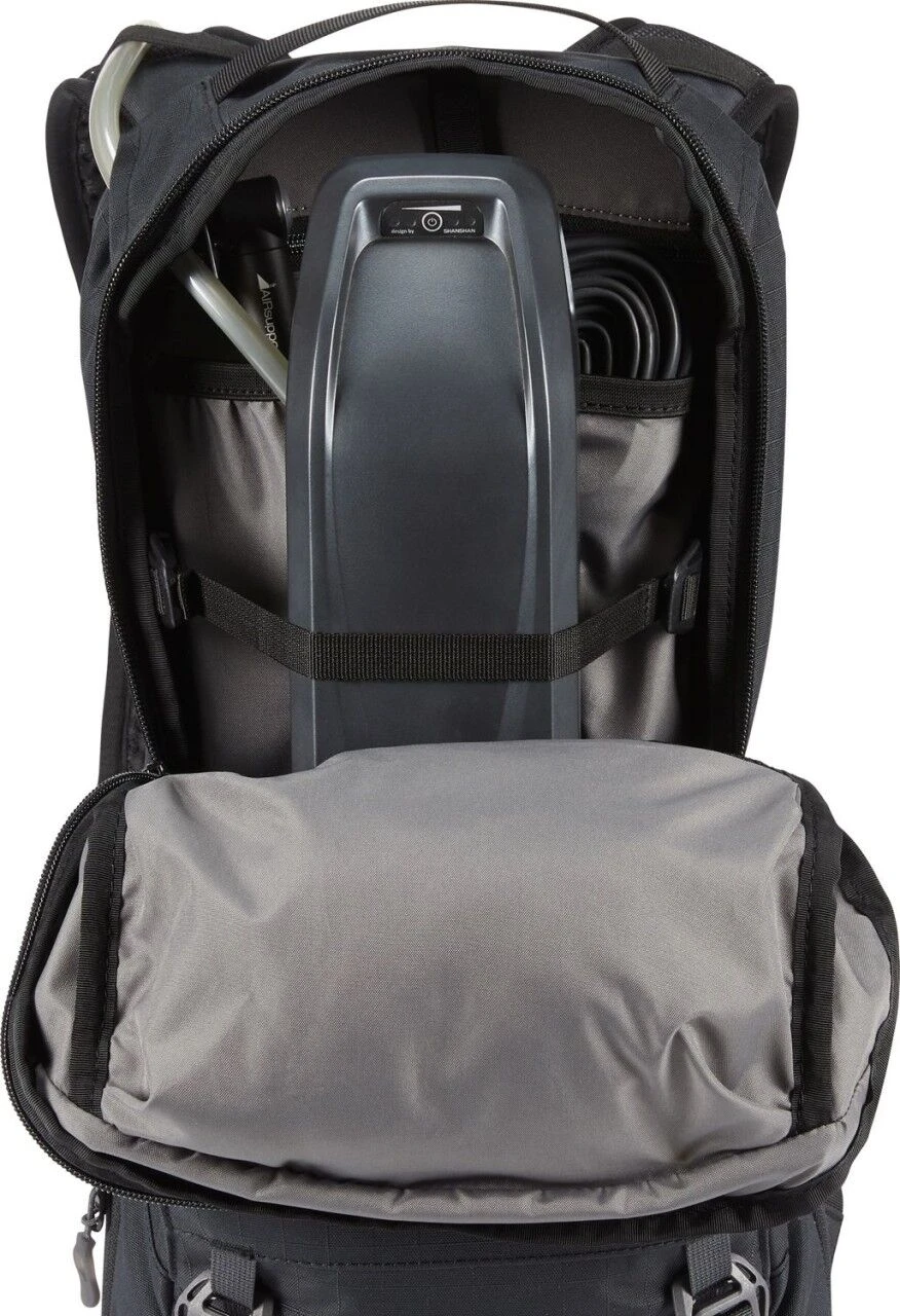 Dakine Drafter 14L 5 Dakine Drafter 14L - Image 3