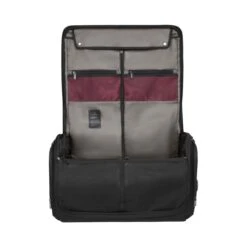 Victorinox Crosslight Garment Bag -Meindlrab Store TGE 612426 S PR3 1280x1280